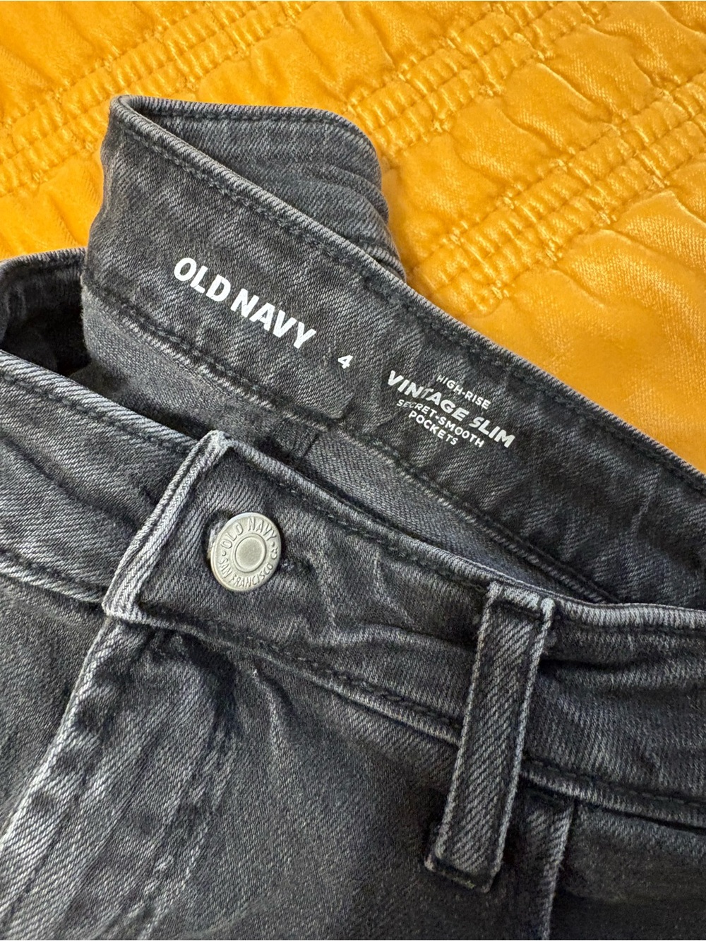 Old Navy Black  Vintage Slim Jeans - Picture 3 of 5